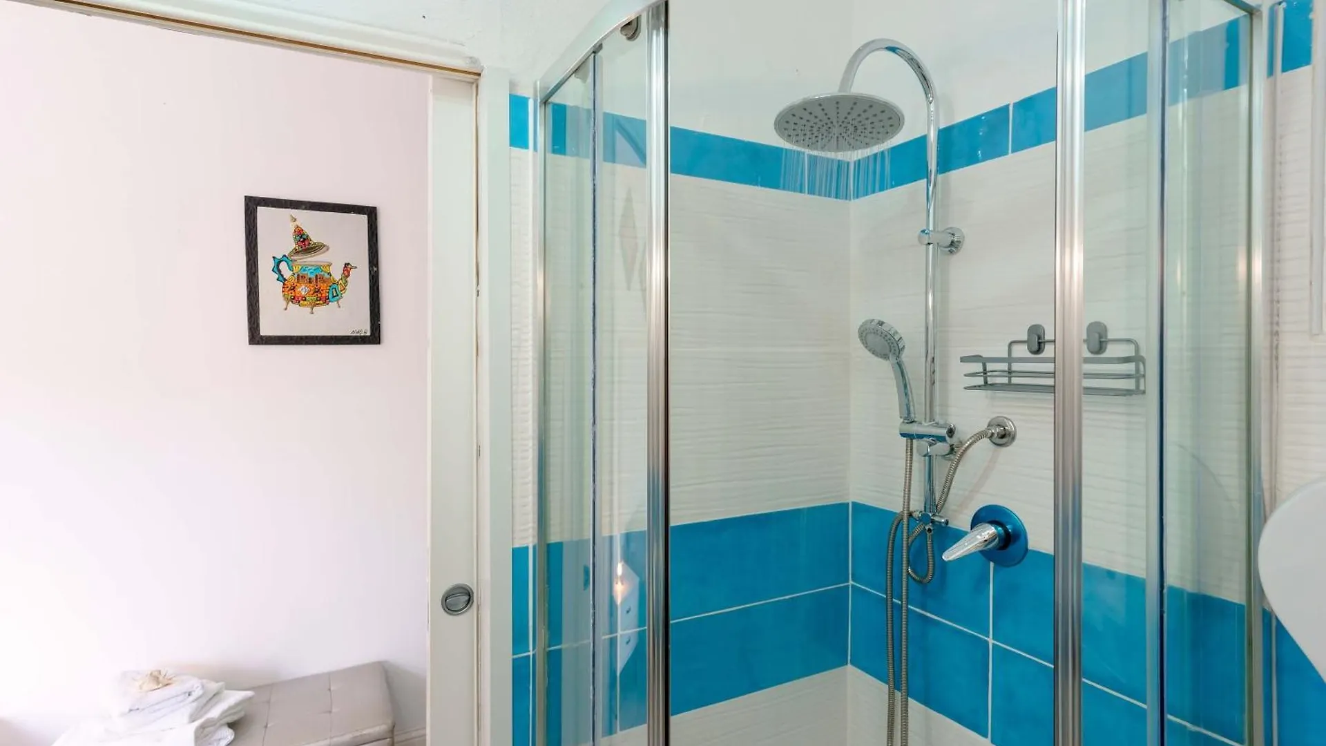 Villabeachcity Guesthouse 卡利亚里 3*,