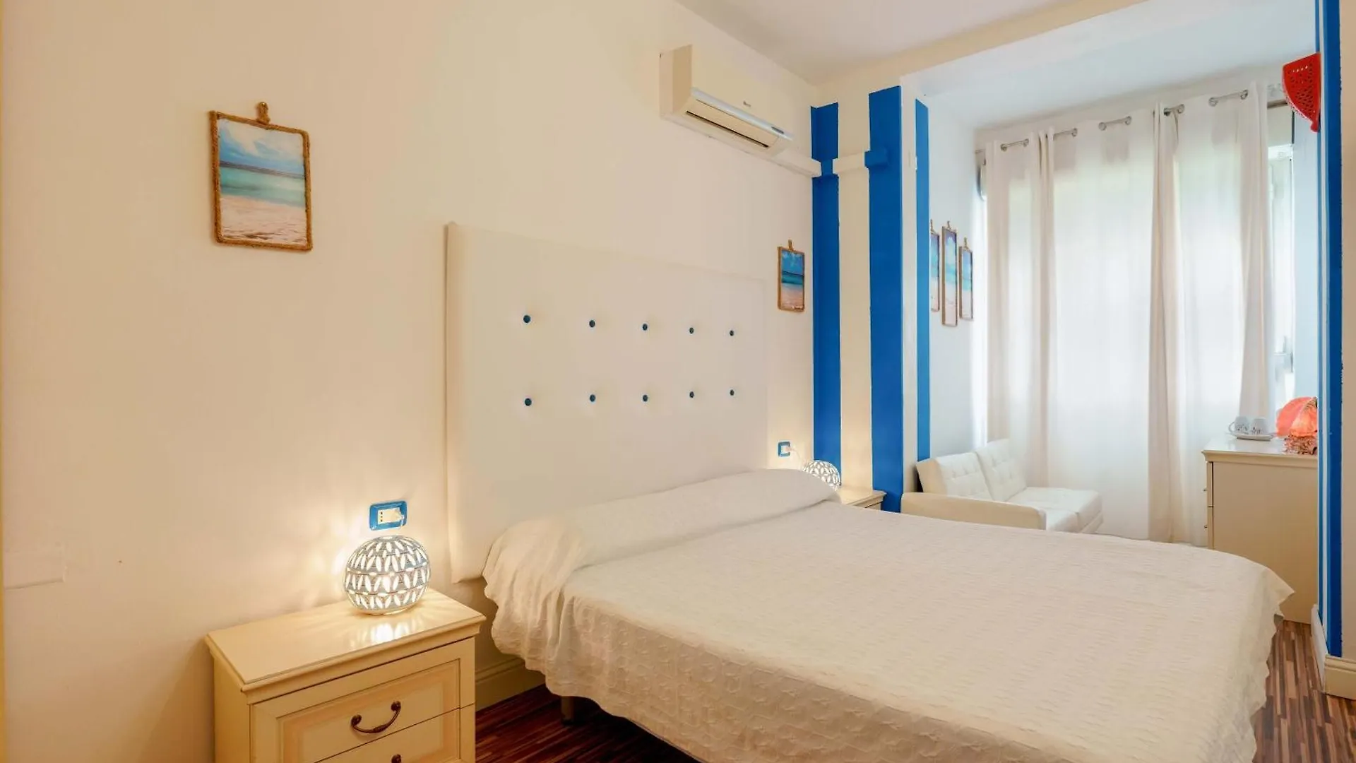 招待所 Villabeachcity Guesthouse 卡利亚里