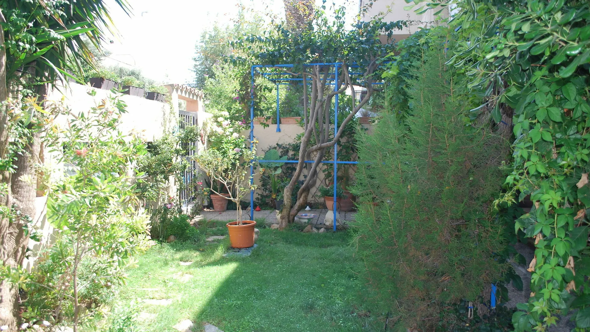 Villabeachcity Guesthouse 卡利亚里